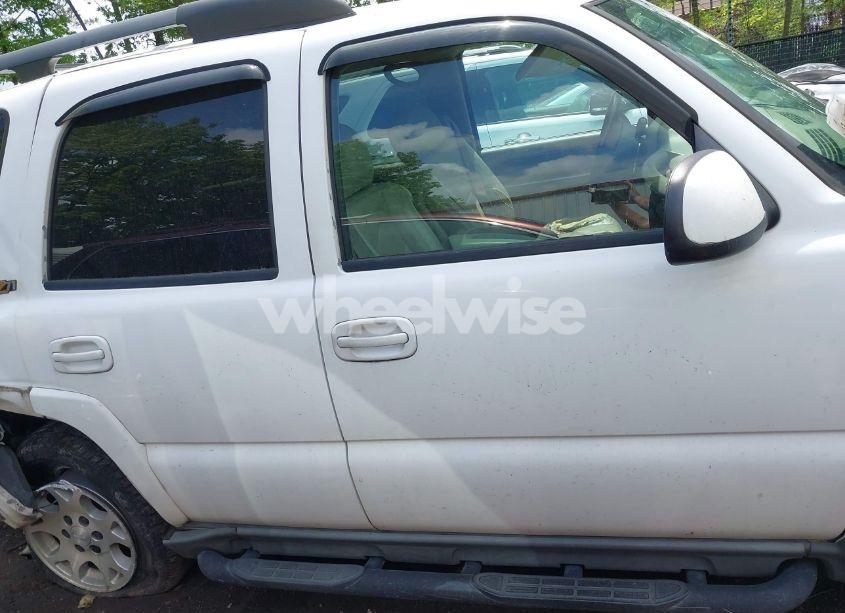 Photo 13 of 2004 Chevrolet Tahoe Z71 (VIN 1GNEK13ZX4R154367)