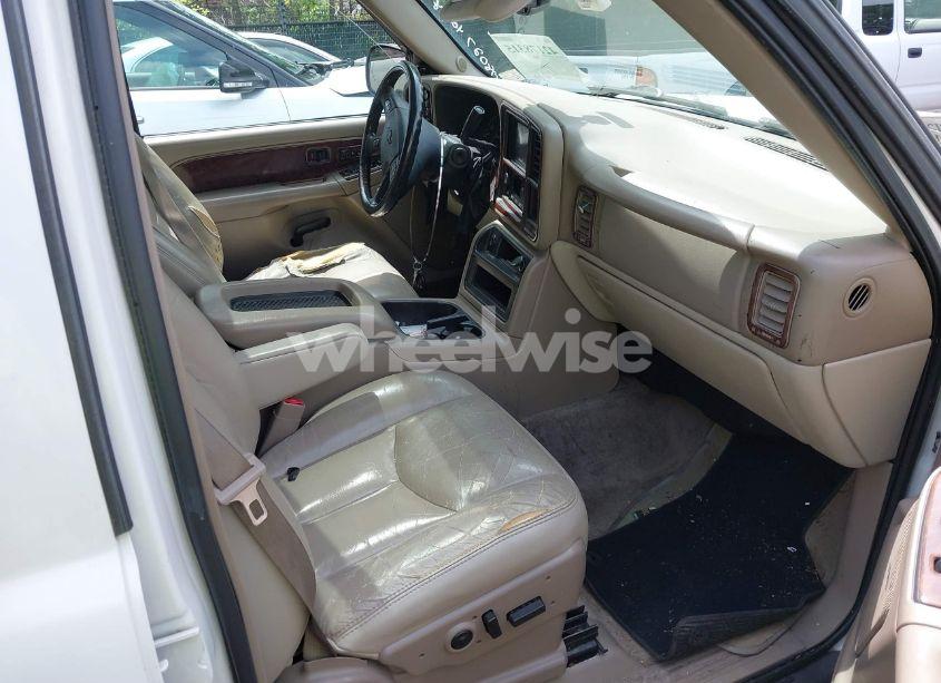 Photo 5 of 2004 Chevrolet Tahoe Z71 (VIN 1GNEK13ZX4R154367)