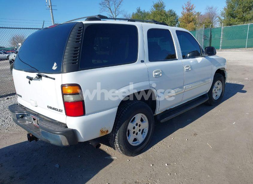 Photo 4 of 2004 Chevrolet Tahoe LT (VIN 1GNEK13ZX4R212834)
