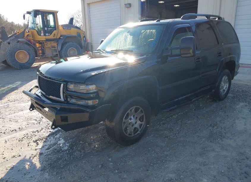 Photo 2 of 2004 Chevrolet Tahoe Z71 (VIN 1GNEK13ZX4R280504)
