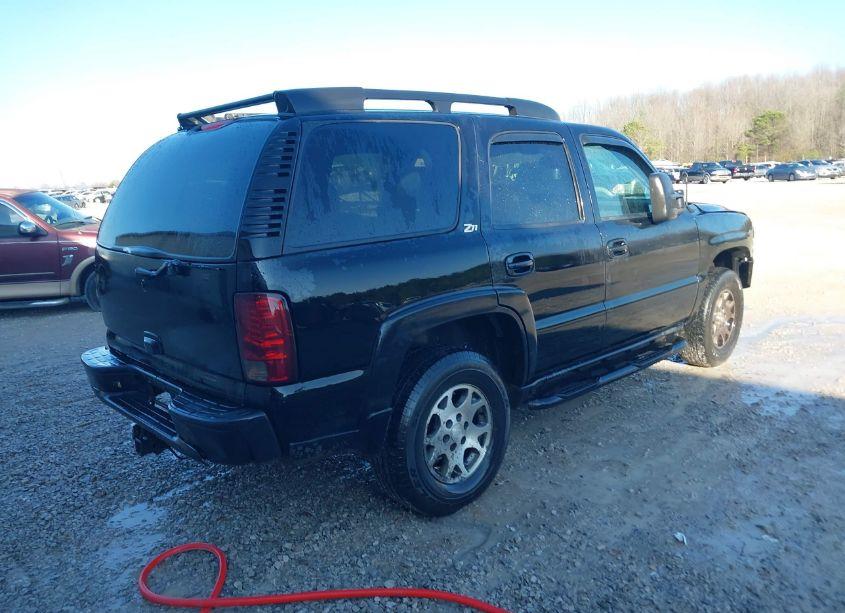 Photo 4 of 2004 Chevrolet Tahoe Z71 (VIN 1GNEK13ZX4R280504)