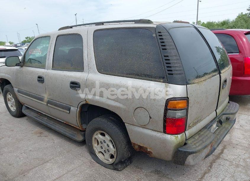 Photo 3 of 2004 Chevrolet Tahoe LS (VIN 1GNEK13ZX4R286190)