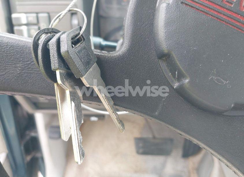 Photo 11 of 1994 Chevrolet Blazer K1500 (VIN 1GNEK18K0RJ366258)