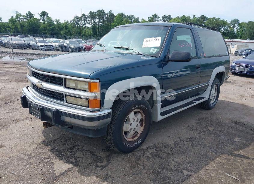 Photo 2 of 1994 Chevrolet Blazer K1500 (VIN 1GNEK18K0RJ366258)