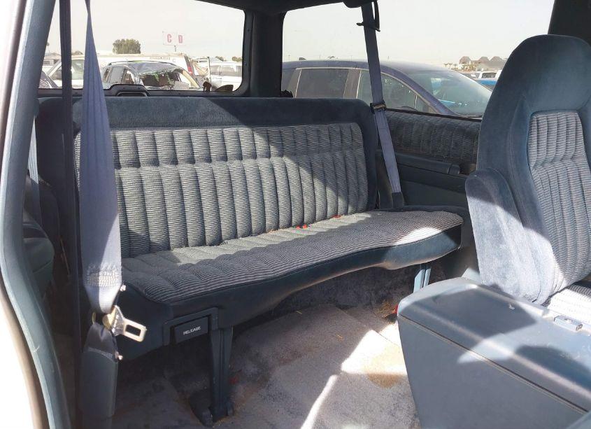 Photo 8 of 1994 Chevrolet Blazer K1500 (VIN 1GNEK18K4RJ402159)