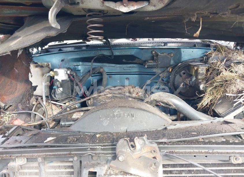 Photo 10 of 1995 Chevrolet Tahoe K1500 (VIN 1GNEK18K8SJ309098)