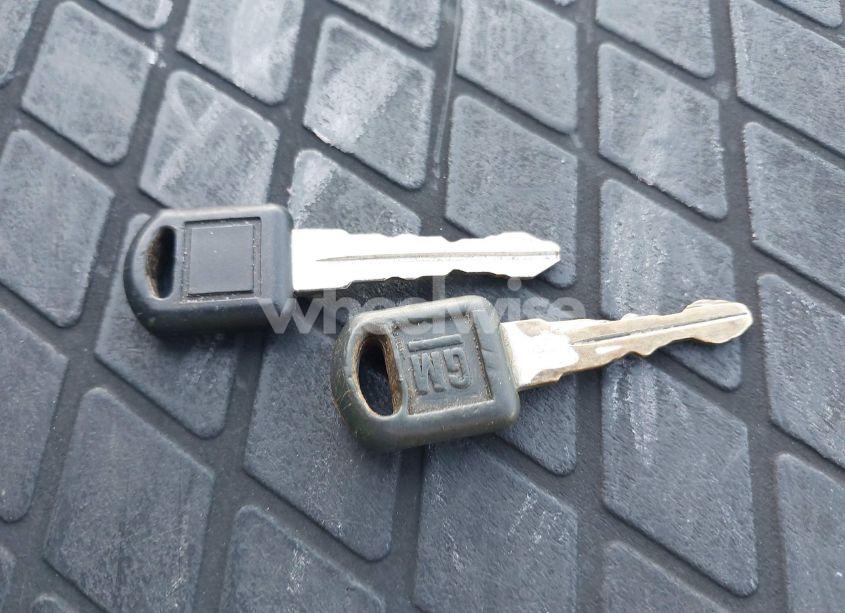 Photo 11 of 1995 Chevrolet Tahoe K1500 (VIN 1GNEK18K8SJ309098)