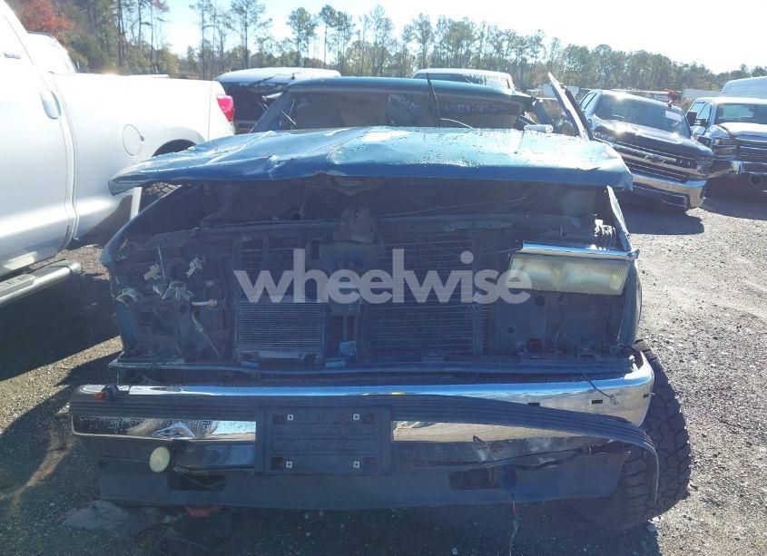 Photo 12 of 1995 Chevrolet Tahoe K1500 (VIN 1GNEK18K8SJ309098)