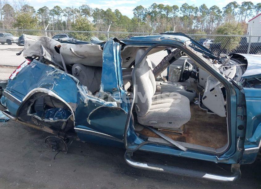 Photo 6 of 1995 Chevrolet Tahoe K1500 (VIN 1GNEK18K8SJ309098)