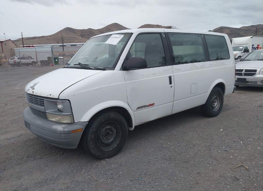 Photo 2 of 1995 Chevrolet Astro (VIN 1GNEL19W2SB225724)