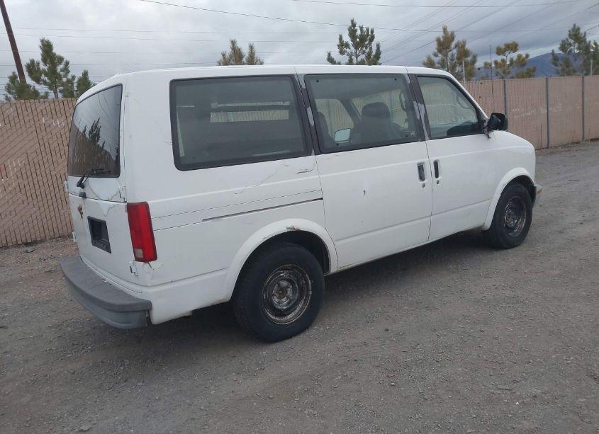 Photo 4 of 1995 Chevrolet Astro (VIN 1GNEL19W2SB225724)