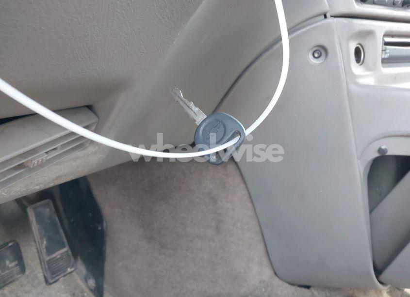 Photo 11 of 1999 Chevrolet Astro (VIN 1GNEL19W5XB102247)