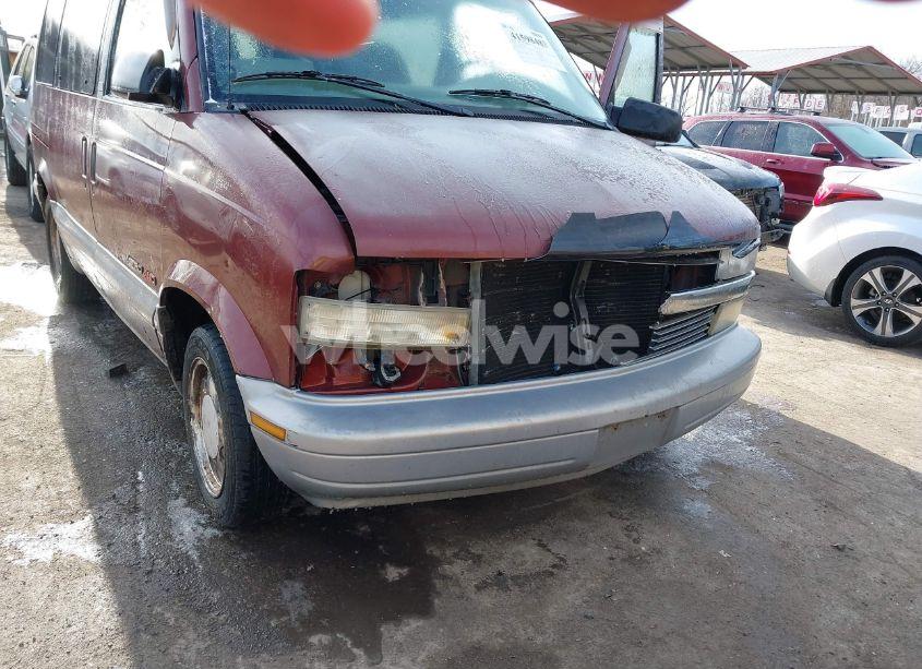 Photo 6 of 1999 Chevrolet Astro (VIN 1GNEL19W5XB102247)