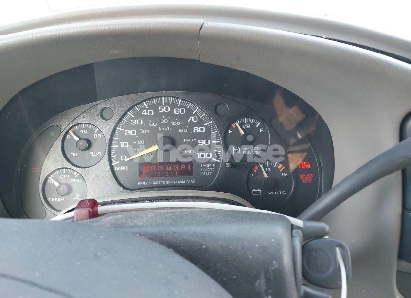 Photo 7 of 1999 Chevrolet Astro (VIN 1GNEL19W5XB102247)