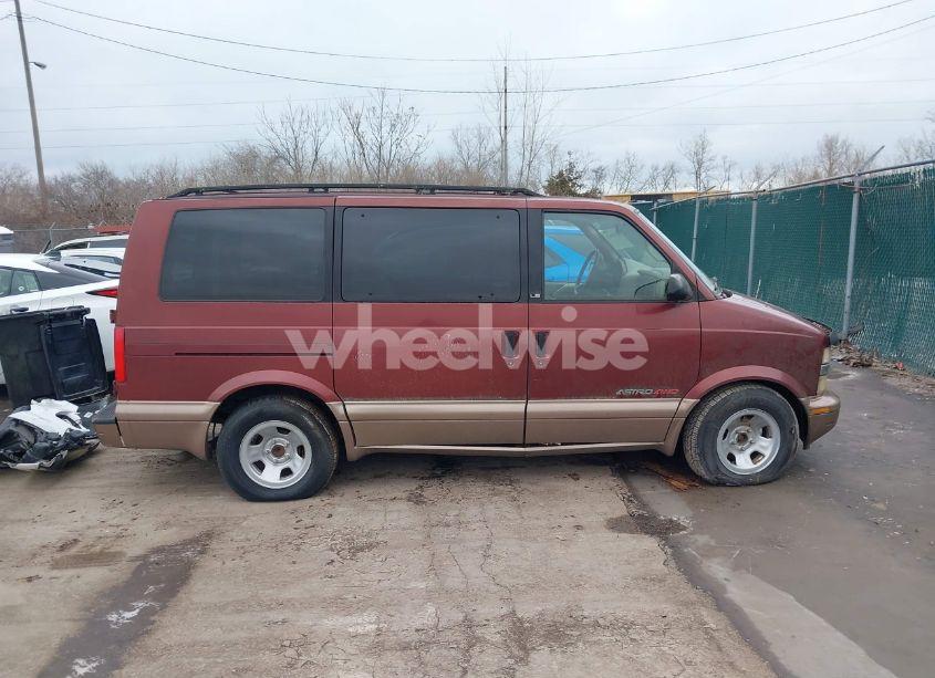 Photo 12 of 1998 Chevrolet Astro (VIN 1GNEL19W6WB154162)