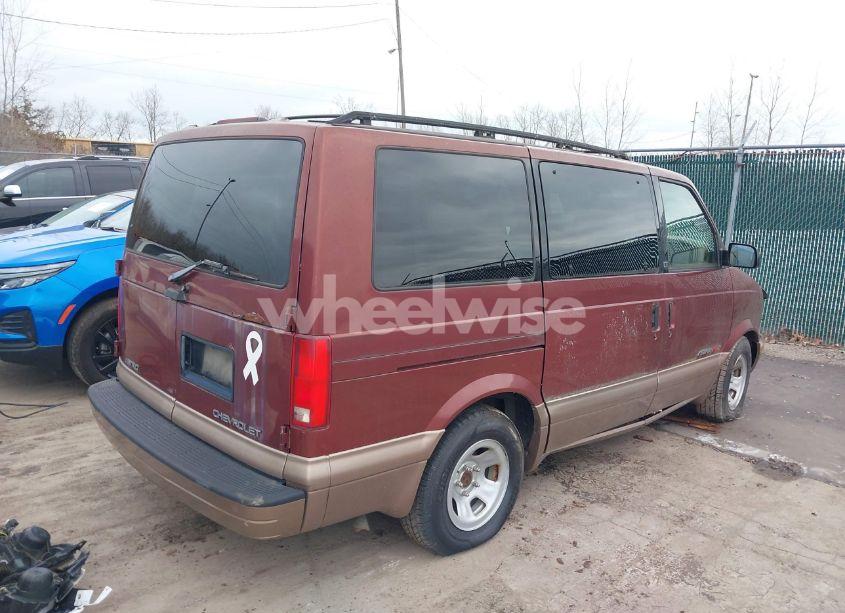 Photo 4 of 1998 Chevrolet Astro (VIN 1GNEL19W6WB154162)
