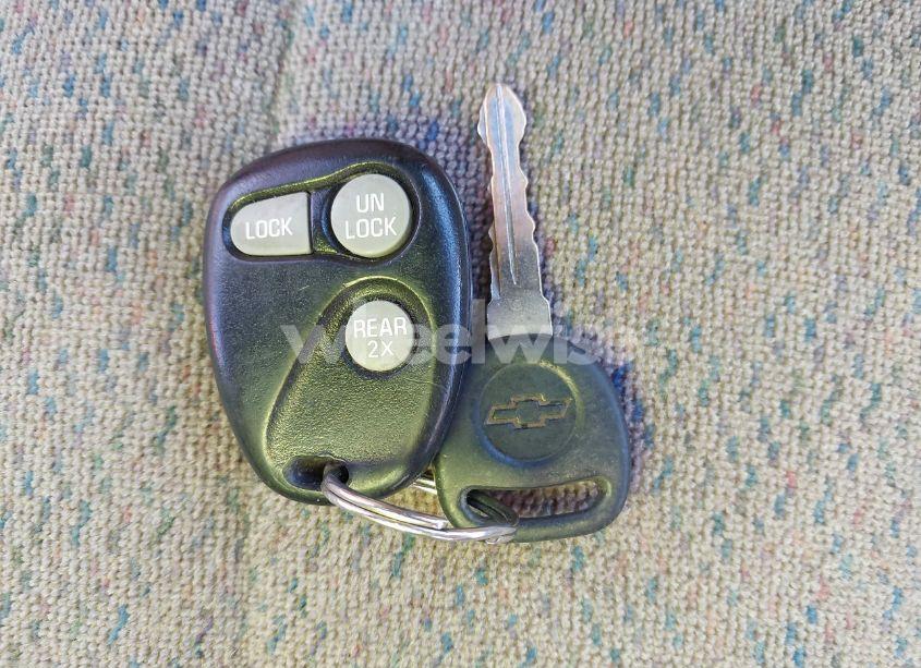Photo 11 of 1999 Chevrolet Astro (VIN 1GNEL19W6XB104010)