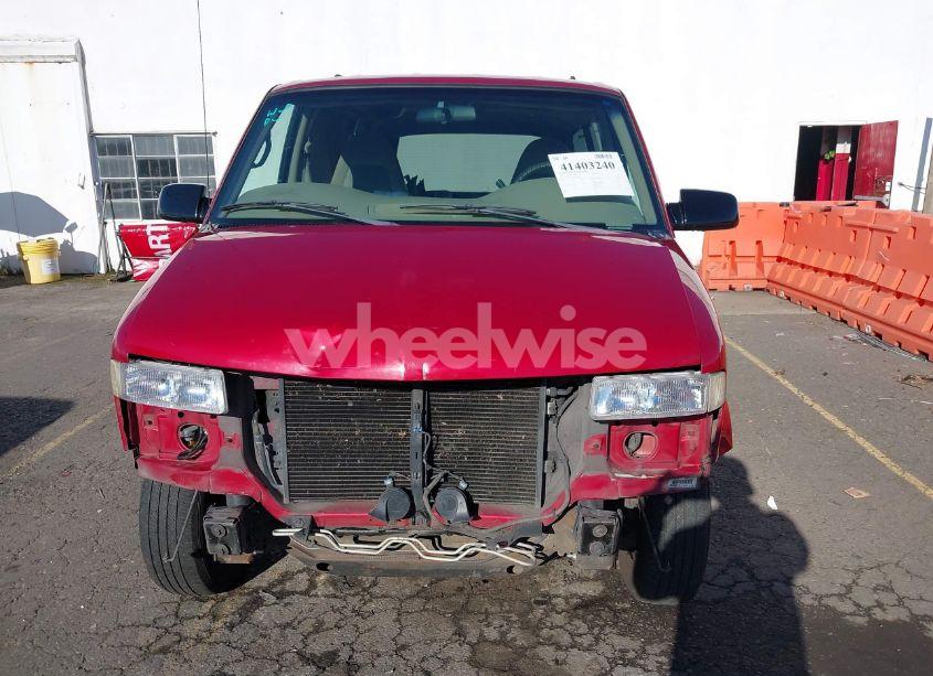 Photo 13 of 1999 Chevrolet Astro (VIN 1GNEL19W6XB104010)