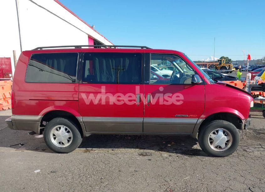 Photo 14 of 1999 Chevrolet Astro (VIN 1GNEL19W6XB104010)