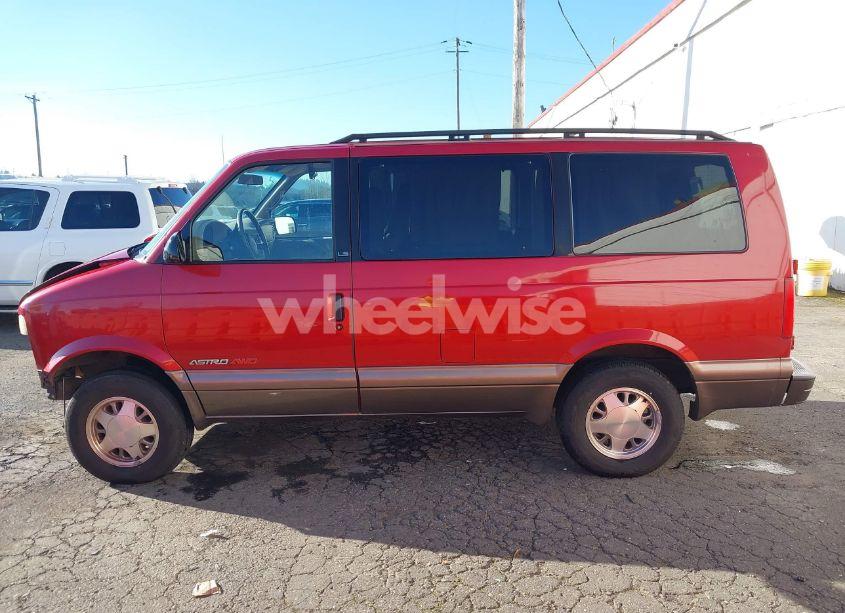 Photo 15 of 1999 Chevrolet Astro (VIN 1GNEL19W6XB104010)