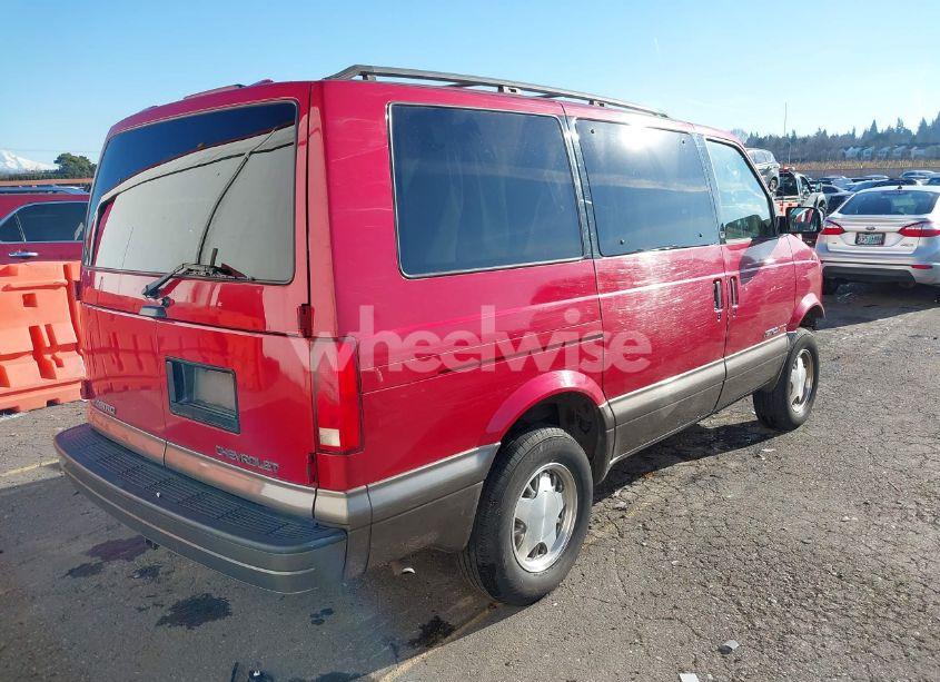 Photo 4 of 1999 Chevrolet Astro (VIN 1GNEL19W6XB104010)