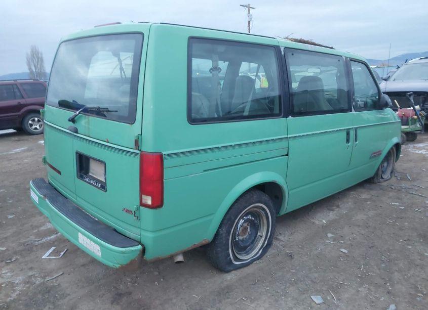 Photo 4 of 1994 Chevrolet Astro (VIN 1GNEL19W7RB218391)