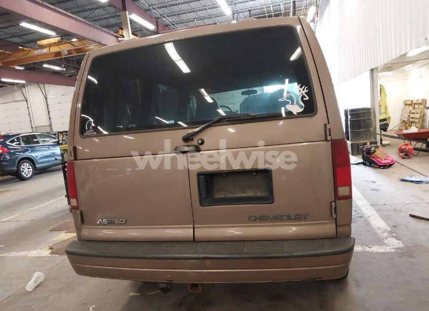 Photo 16 of 2000 Chevrolet Astro (VIN 1GNEL19WXYB166110)