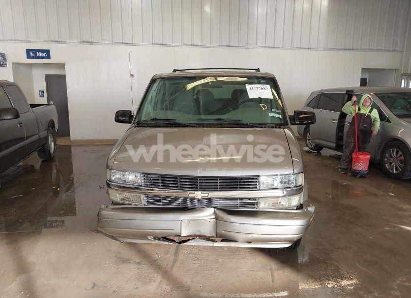 Photo 13 of 2004 Chevrolet Astro (VIN 1GNEL19X04B105416)