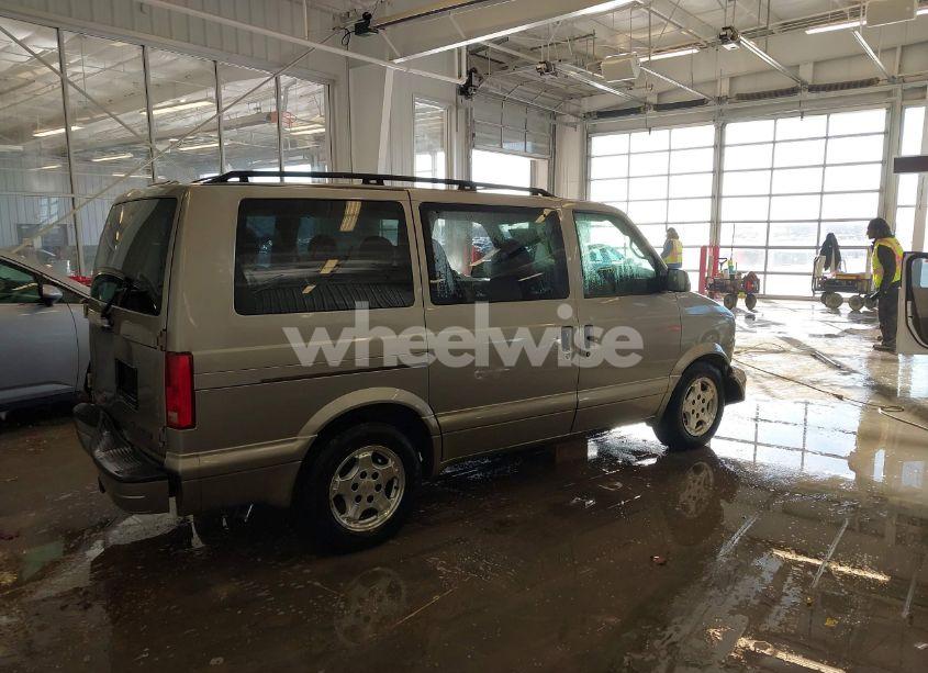 Photo 14 of 2004 Chevrolet Astro (VIN 1GNEL19X04B105416)