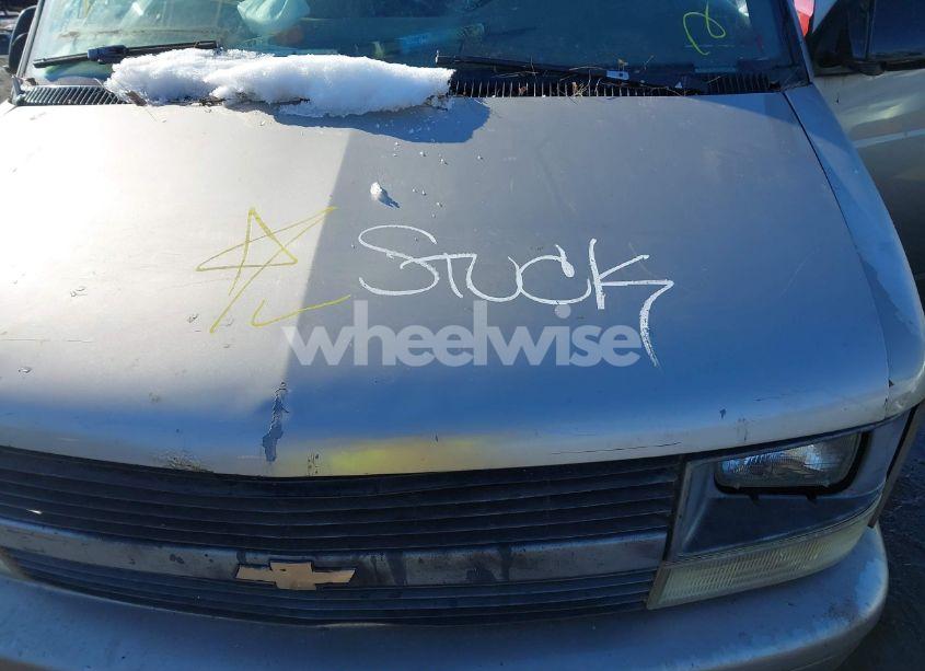 Photo 10 of 2005 Chevrolet Astro (VIN 1GNEL19X05B123979)