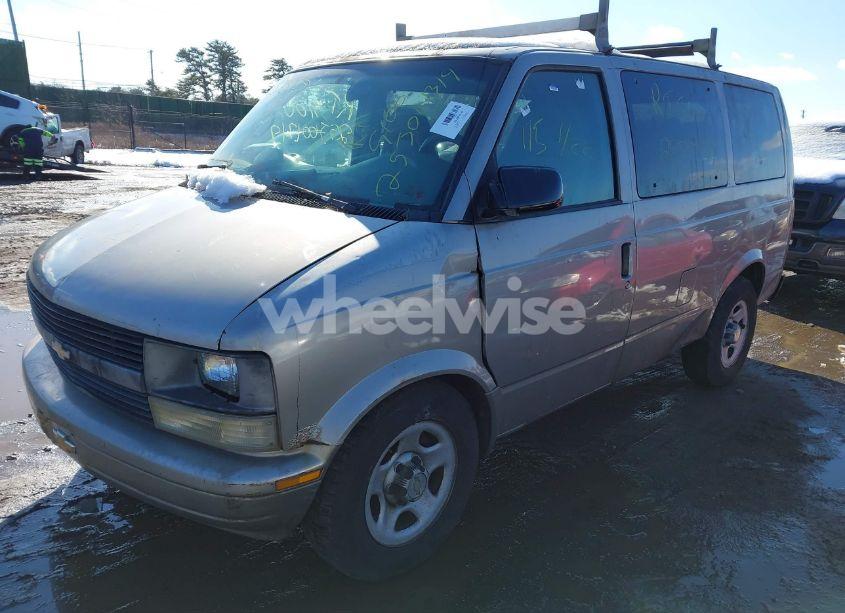 Photo 2 of 2005 Chevrolet Astro (VIN 1GNEL19X05B123979)