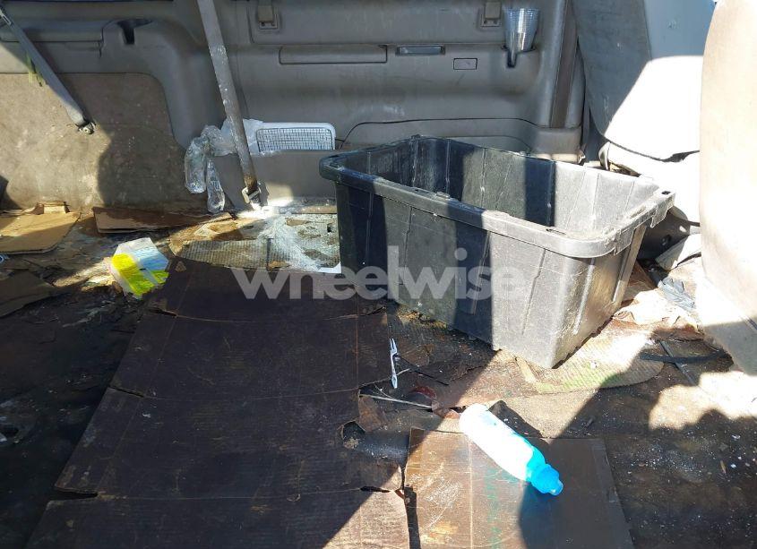 Photo 8 of 2005 Chevrolet Astro (VIN 1GNEL19X05B123979)