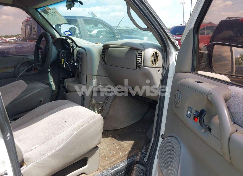 Photo 5 of 2003 Chevrolet Astro LS (VIN 1GNEL19X43B130950)