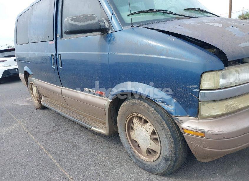 Photo 6 of 2002 Chevrolet Astro LS (VIN 1GNEL19X52B124346)