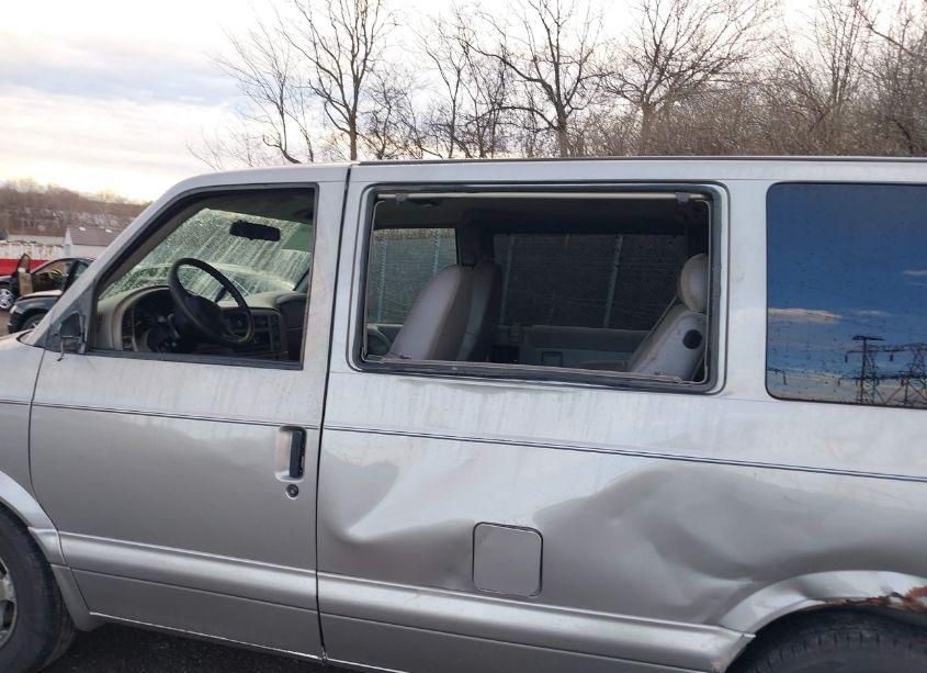Photo 6 of 2004 Chevrolet Astro (VIN 1GNEL19X64B124214)