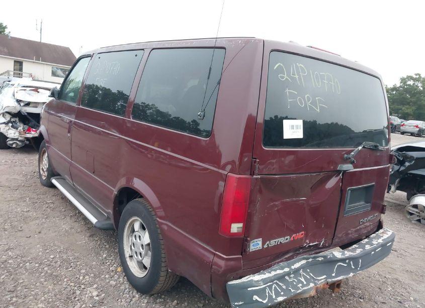 Photo 3 of 2003 Chevrolet Astro LS (VIN 1GNEL19X83B127730)