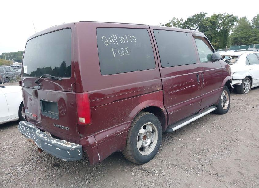 Photo 4 of 2003 Chevrolet Astro LS (VIN 1GNEL19X83B127730)