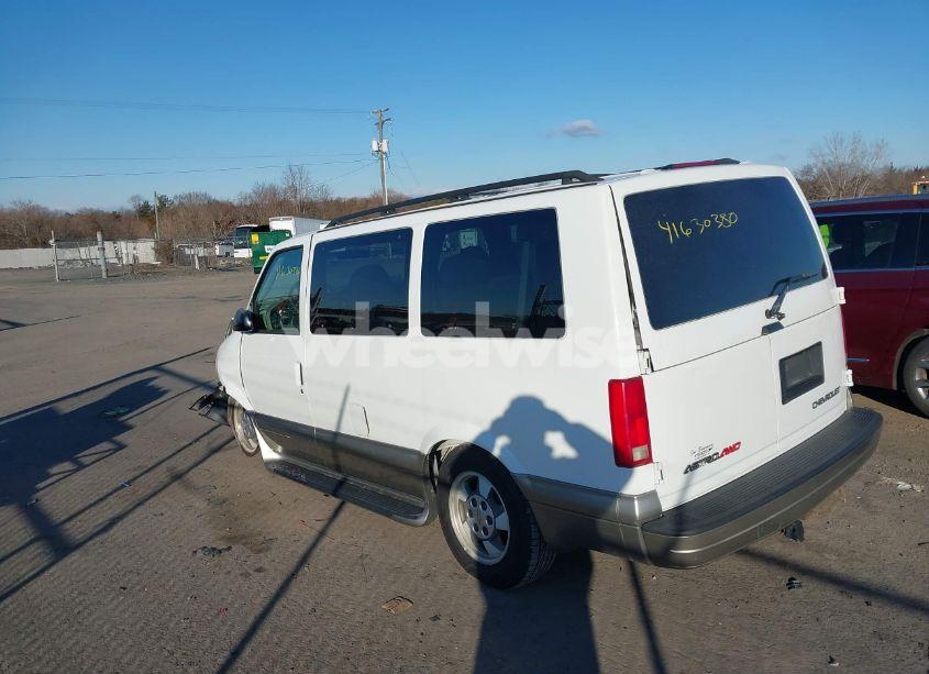 Photo 3 of 2003 Chevrolet Astro LS (VIN 1GNEL19X83B148822)