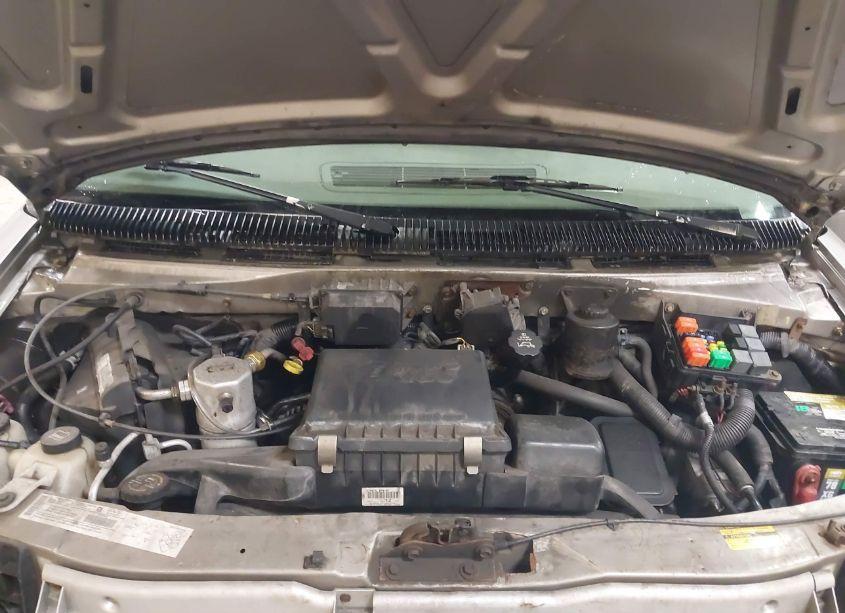 Photo 10 of 2003 Chevrolet Astro LS (VIN 1GNEL19X93B138669)