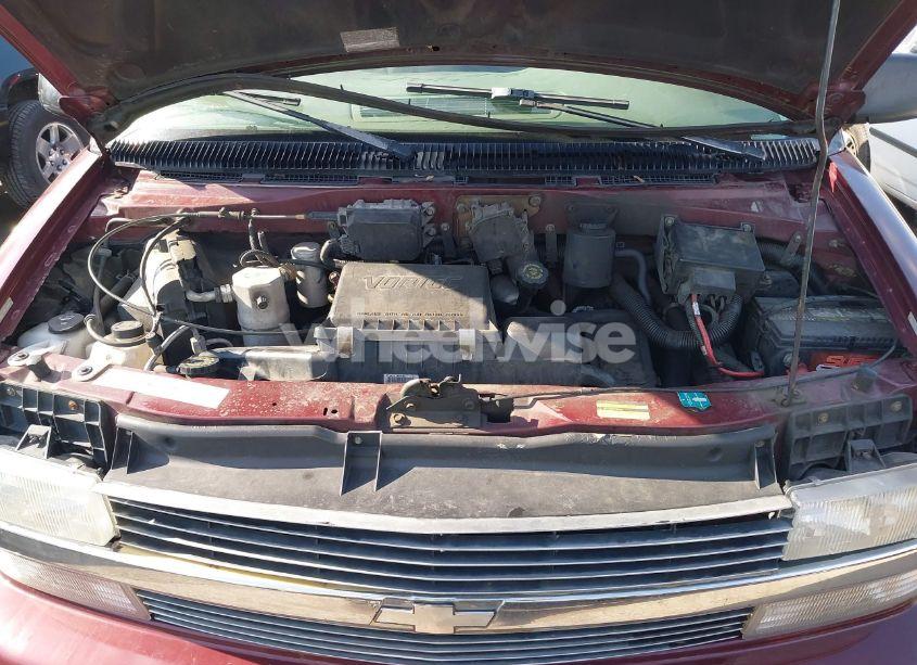 Photo 10 of 2002 Chevrolet Astro LS (VIN 1GNEL19XX2B110264)