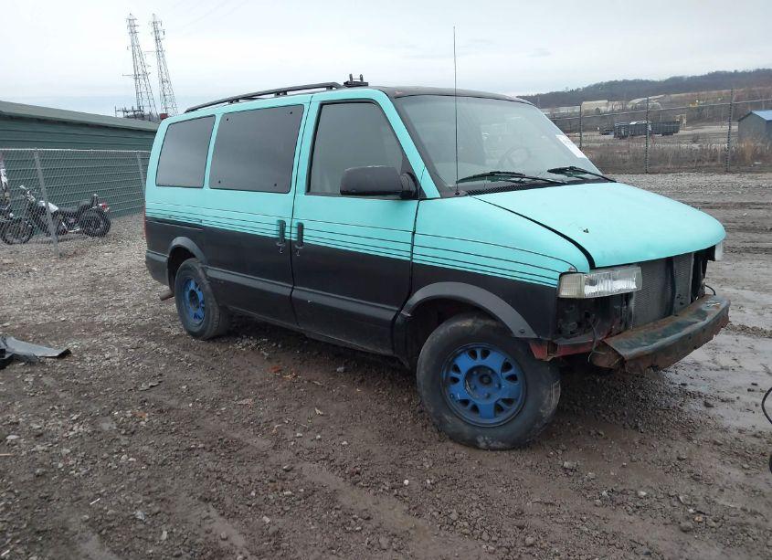 2002 Chevrolet Astro (VIN 1GNEL19XX2B117182) main photo