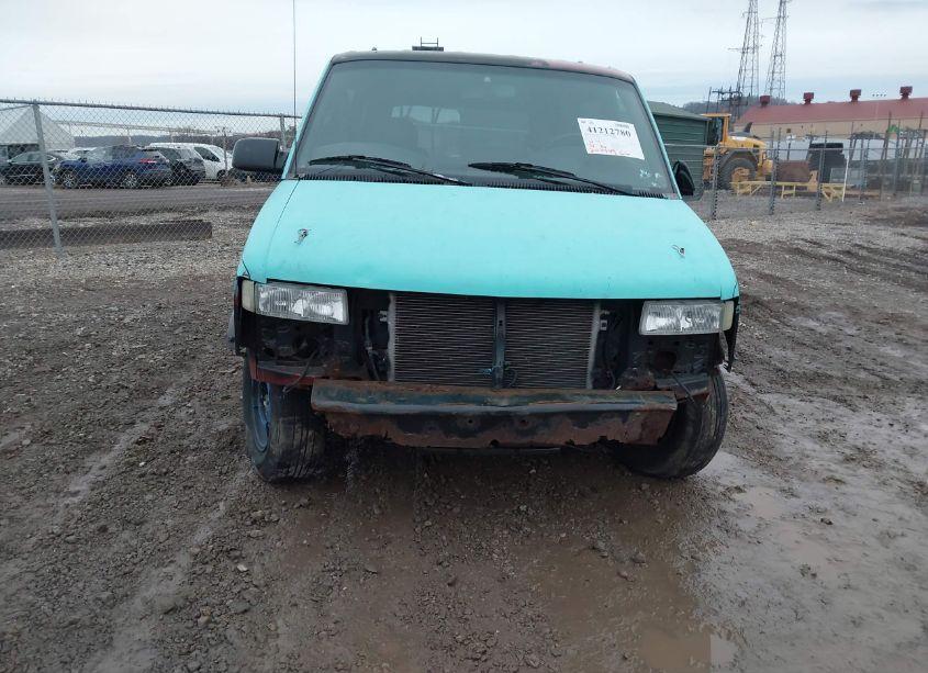 Photo 6 of 2002 Chevrolet Astro (VIN 1GNEL19XX2B117182)