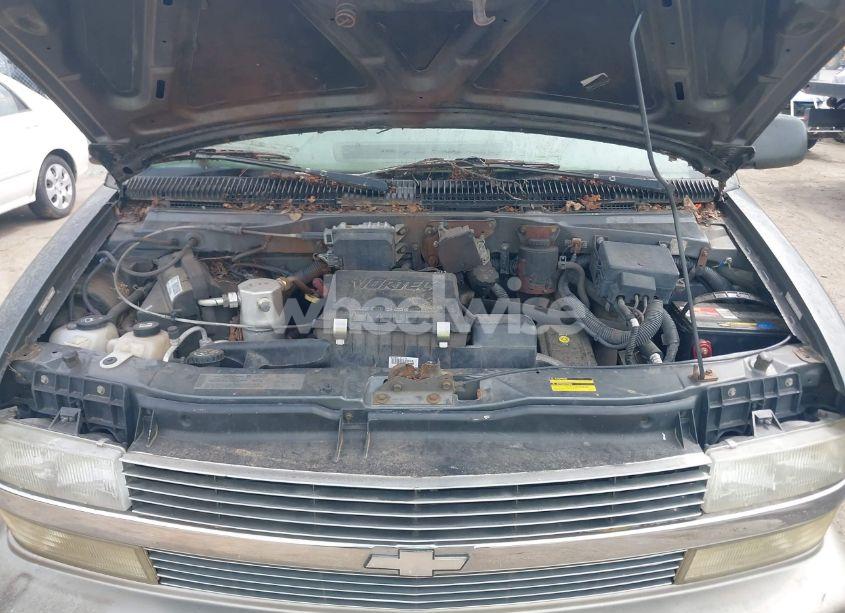 Photo 10 of 2004 Chevrolet Astro (VIN 1GNEL19XX4B108761)