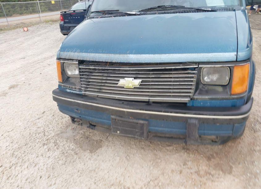 Photo 6 of 1991 Chevrolet Astro (VIN 1GNEL19Z4MB199740)