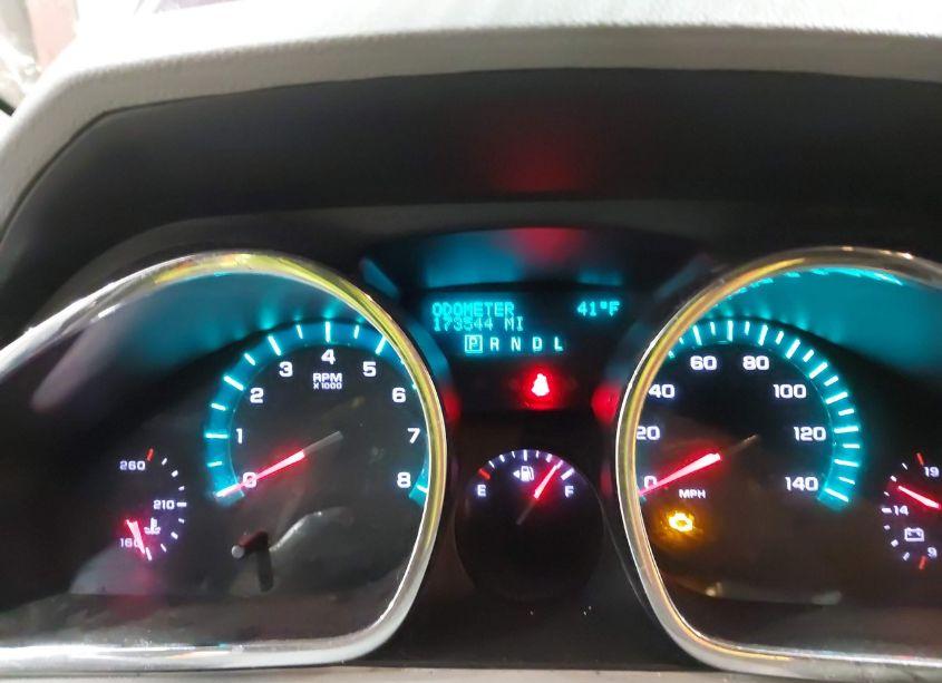 Photo 7 of 2009 Chevrolet Traverse LS (VIN 1GNER13D49S158494)