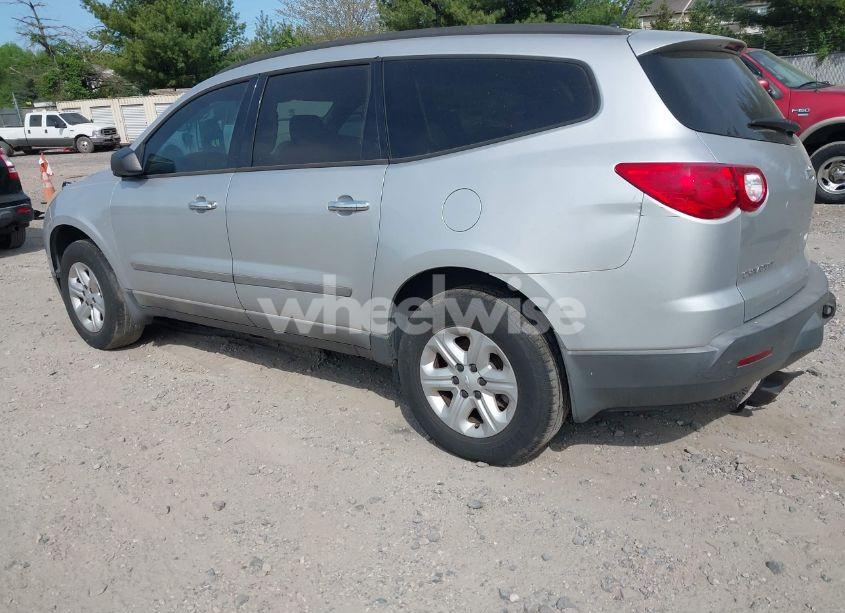 Photo 3 of 2009 Chevrolet Traverse LS (VIN 1GNER13D49S176218)