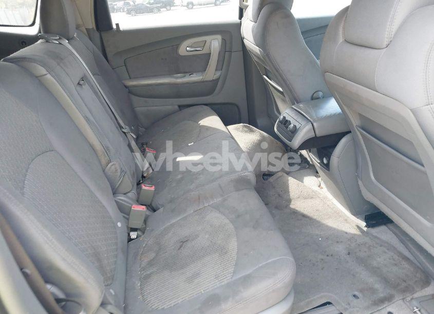 Photo 8 of 2009 Chevrolet Traverse LS (VIN 1GNER13D49S176218)