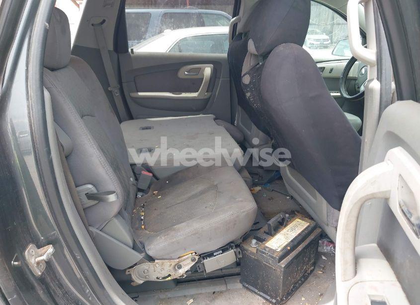 Photo 8 of 2009 Chevrolet Traverse LS (VIN 1GNER13D49S179099)