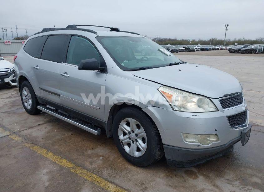 2009 Chevrolet Traverse LS (VIN 1GNER13D69S110463) main photo