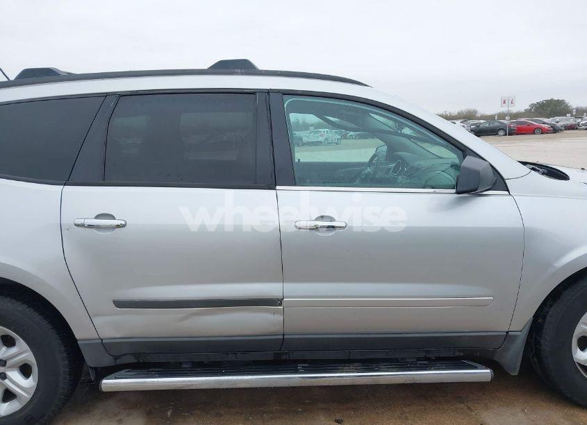 Photo 13 of 2009 Chevrolet Traverse LS (VIN 1GNER13D69S110463)